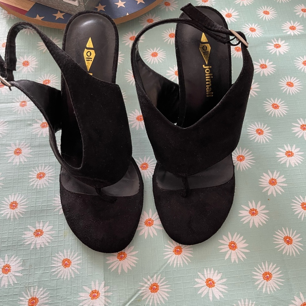Black heels